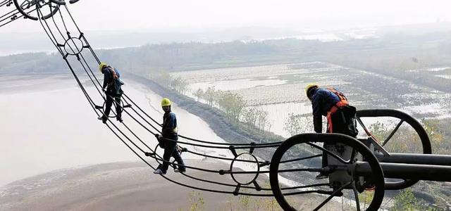 石家莊配電柜,河北配電柜,石家莊變頻柜,石家莊PLC控制柜 石家莊配電柜,河北配電柜,石家莊變頻柜,石家莊PLC控制柜